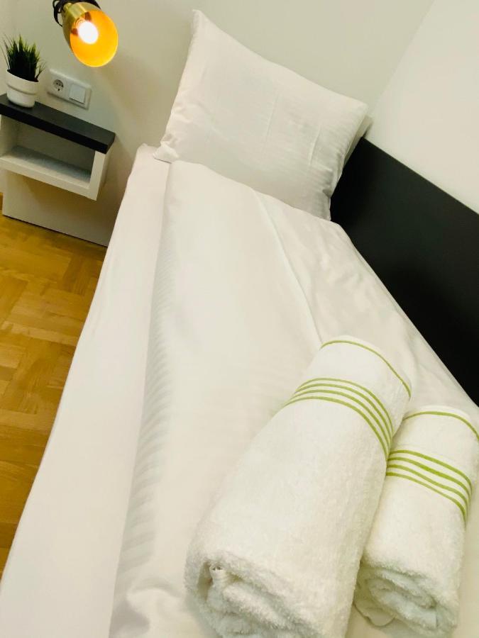 Bestprice Hotel Aachen Hauptbahnhof Екстериор снимка